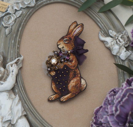 Rabbit brooch